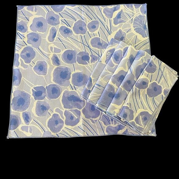 Vintage VERA NEUMANN Napkins Blue White Floral Cotton Graphic Set of 6 Summer - Picture 1 of 2